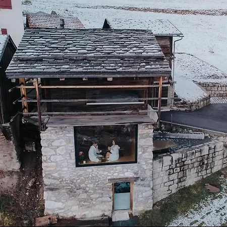 La Grange De Leonore - Maison De L'annee, Valais *