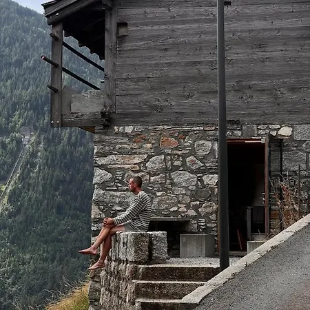 La Grange De Leonore - Maison De L'annee, Valais Alpesi faház Orsières
