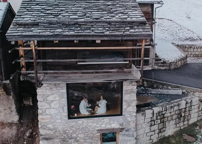La Grange De Leonore - Maison De L'annee, Valais *